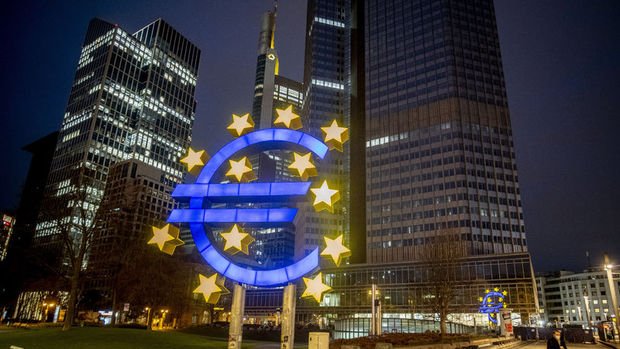 Avrupa Merkez Bankası (AMB) Haziran ayı toplantısında beklendiği gibi faiz oranlarında değişikliğe gitmedi