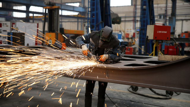 Bazı sanayi ürünlerinde gümrük vergisiz ithalat için tarife kontenjanı açıldı