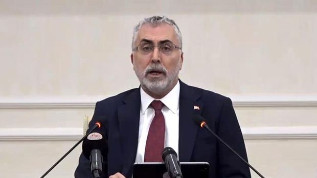 Bakan Işıkhan: Kısa çalışma ödeneği için prim şartı 450 güne düşürülecek