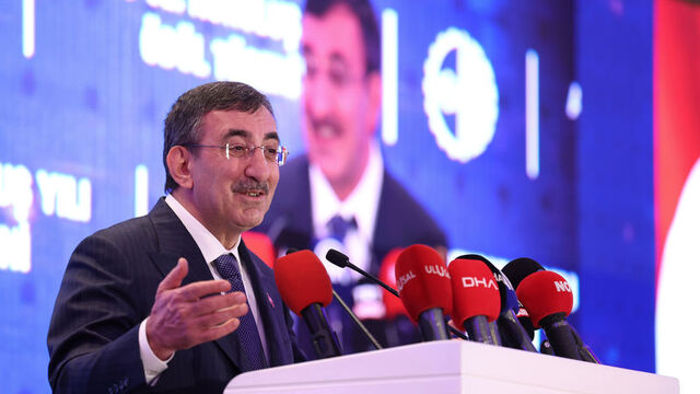 Cumhurbaşkanı Yardımcısı Cevdet Yılmaz: Türkiye ilk kez yüksek gelirli ülkeler ligine girecek