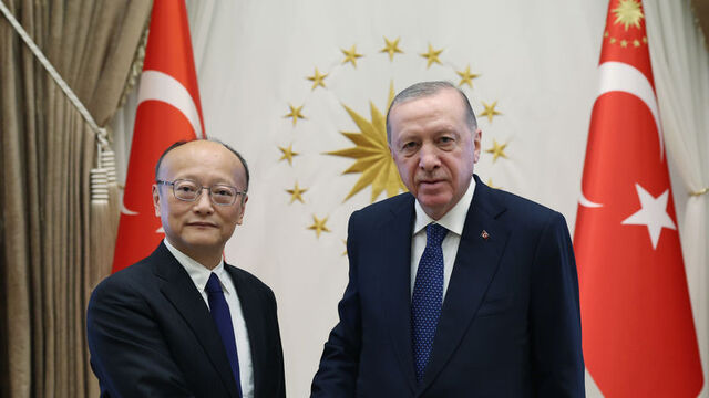 Cumhurbaşkanı Erdoğan, Asya Kalkınma Bankası Başkanı ile görüştü