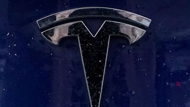 Bakan Varank, Tesla'nın Türkiye pazarına girmek istediğini açıkladı