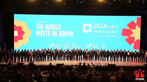 KONYAGİAD Yönetim Kurulu UCLG Konya Dünya Konseyi Gala Programına katıldı.